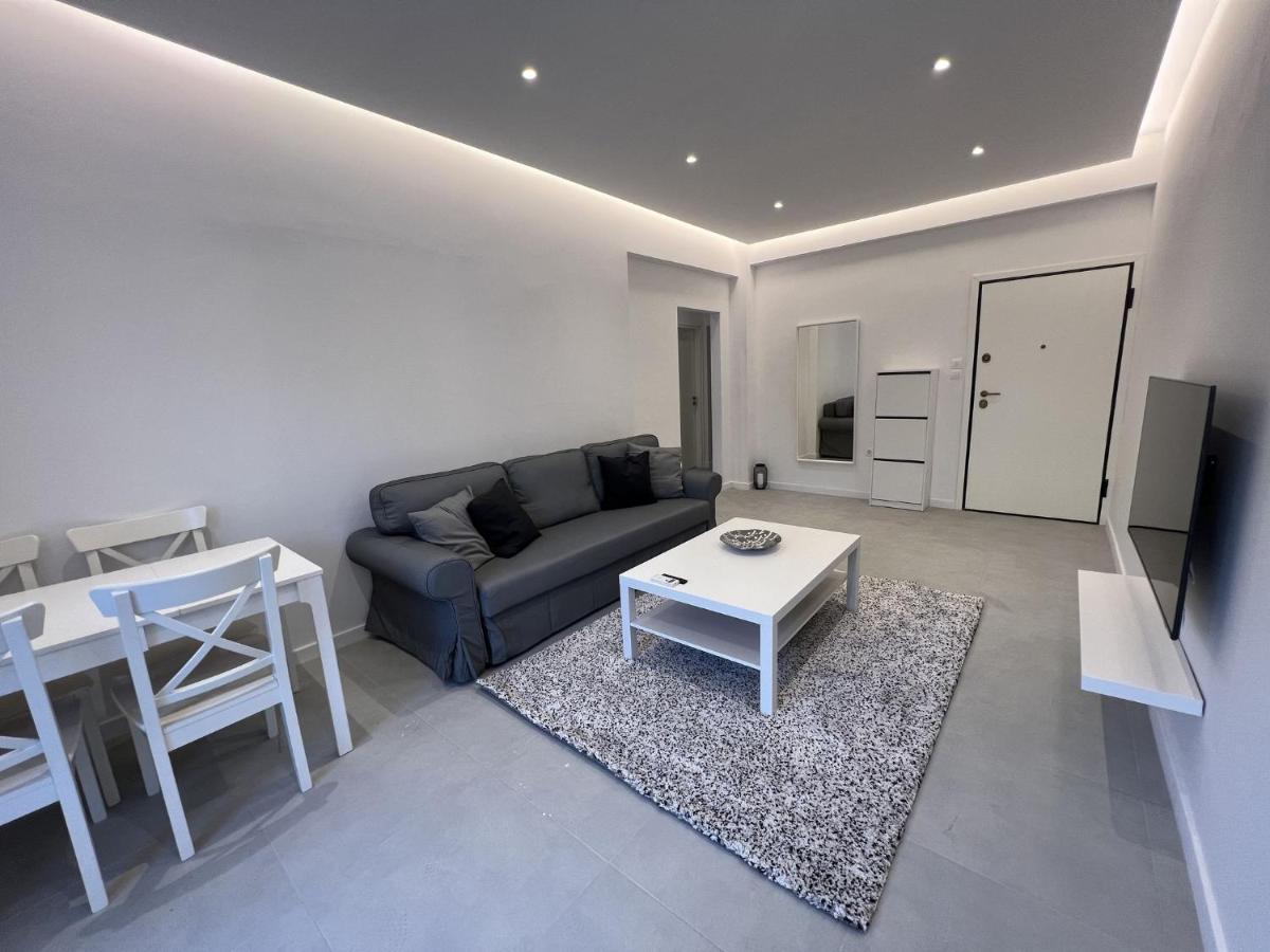Comfy Apartment In Nea Smirni Atenas Exterior foto
