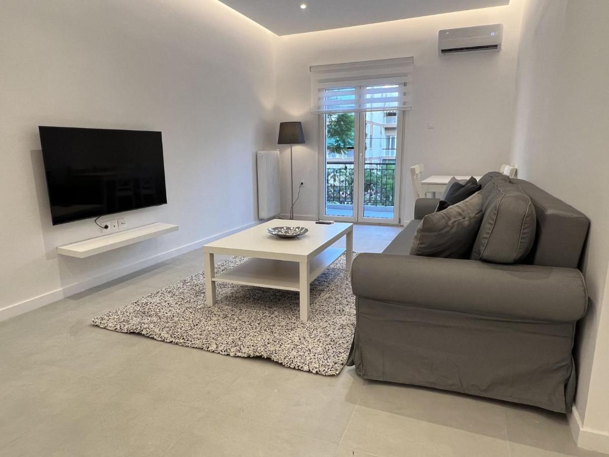 Comfy Apartment In Nea Smirni Atenas Exterior foto